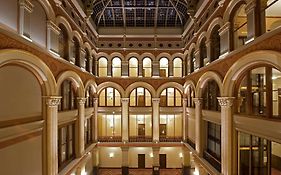 Hilton Garden Inn Milwaukee Downtown Milwaukee Wi 3*
